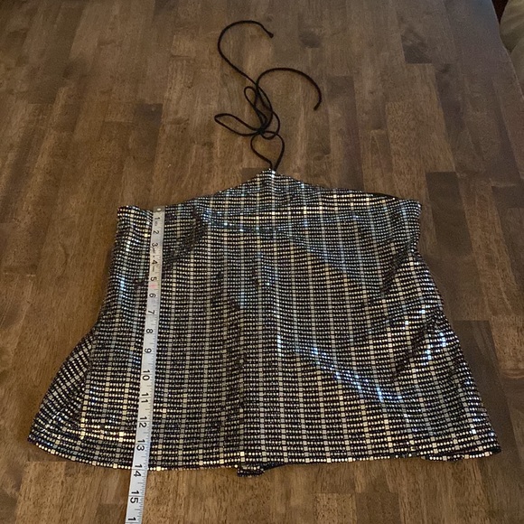 Zara Beautiful shimmering sexy halter top with tie around neck - Picture 8 of 12
